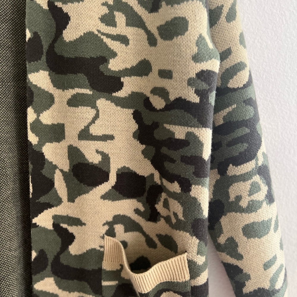 Attitudes by Renee Camouflage Open Cardigan - Picture 6 of 14